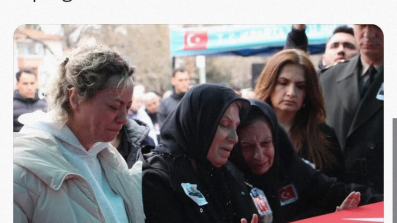 şehit olan Hava Savunma Binbaşı Sinan Taştekin için Isparta'da ikindi namazının ardından cenaze töre