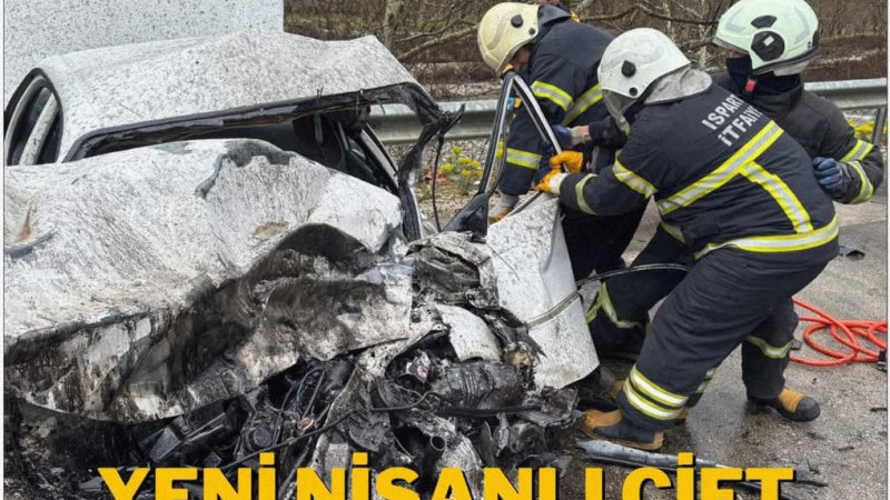  Isparta Antalya yolu Ağlasun kavşağında meyfana gelen feci kaza